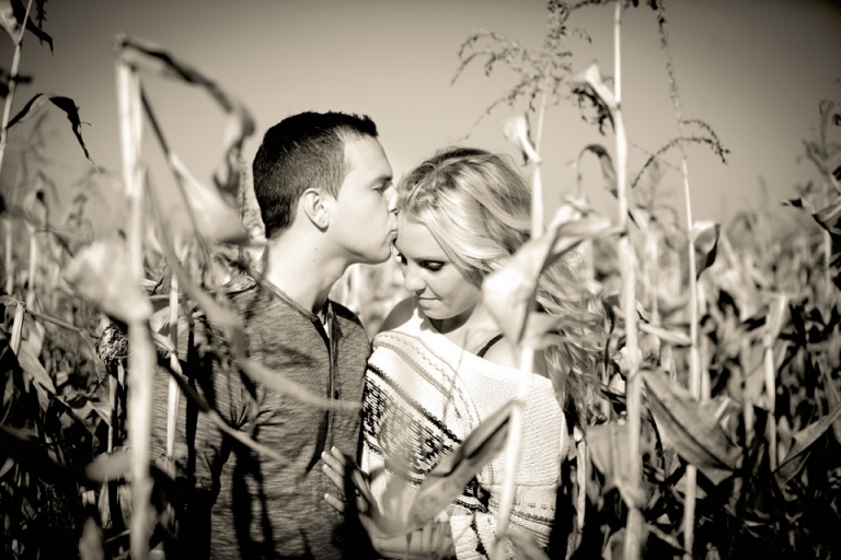 buffalo-portrait-photography-engagment-jessica-ahrens-16