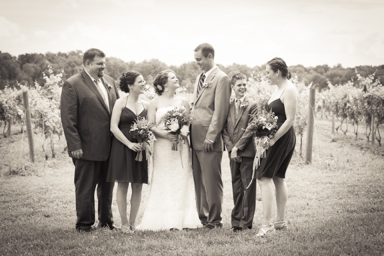 wny_wedding_photography_freedom_run_winery-15