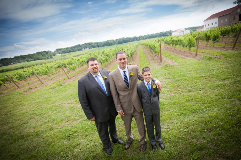 wny_wedding_photography_freedom_run_winery-18