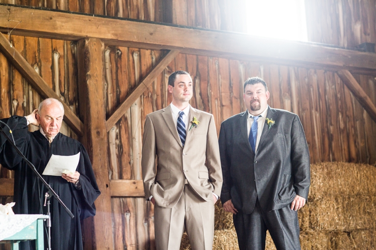 wny_wedding_photography_freedom_run_winery-31