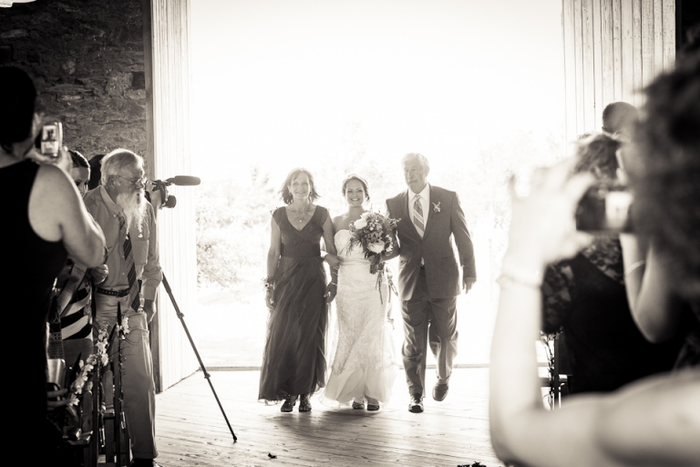 wny_wedding_photography_freedom_run_winery-33