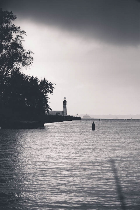 Buffalo_wedding_photographer_the allen street hardware store_35