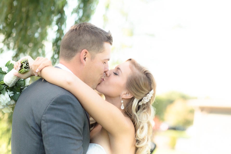 Buffalo_wedding_photographer_the timberlodge_15