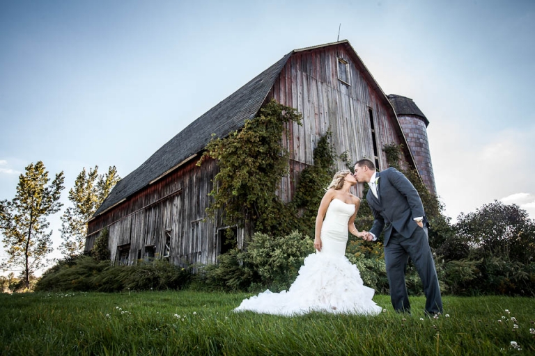 Buffalo_wedding_photographer_the timberlodge_30