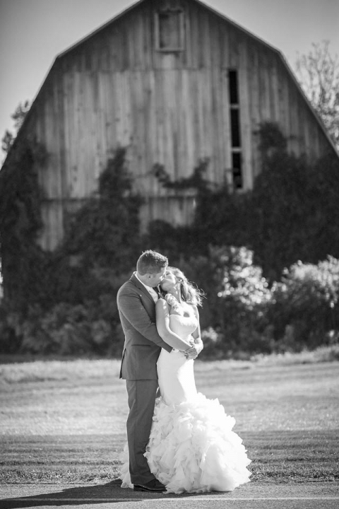 Buffalo_wedding_photographer_the timberlodge_45