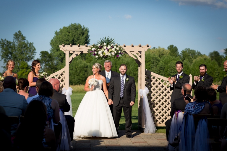 the timberlodge arrowhead golfcourse wedding photographs70