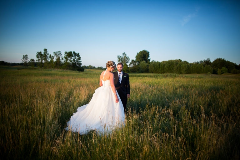 the timberlodge arrowhead golfcourse wedding photographs91