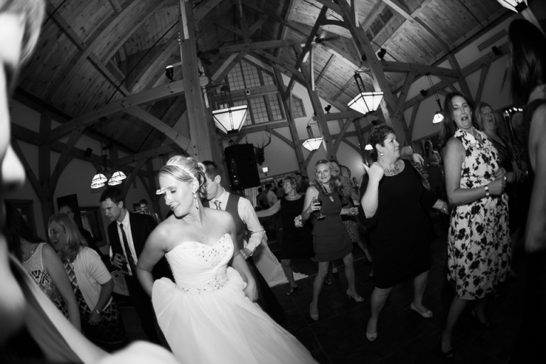 the timberlodge arrowhead golfcourse wedding photographs95